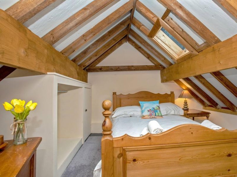 Upstairs Bedroom 2