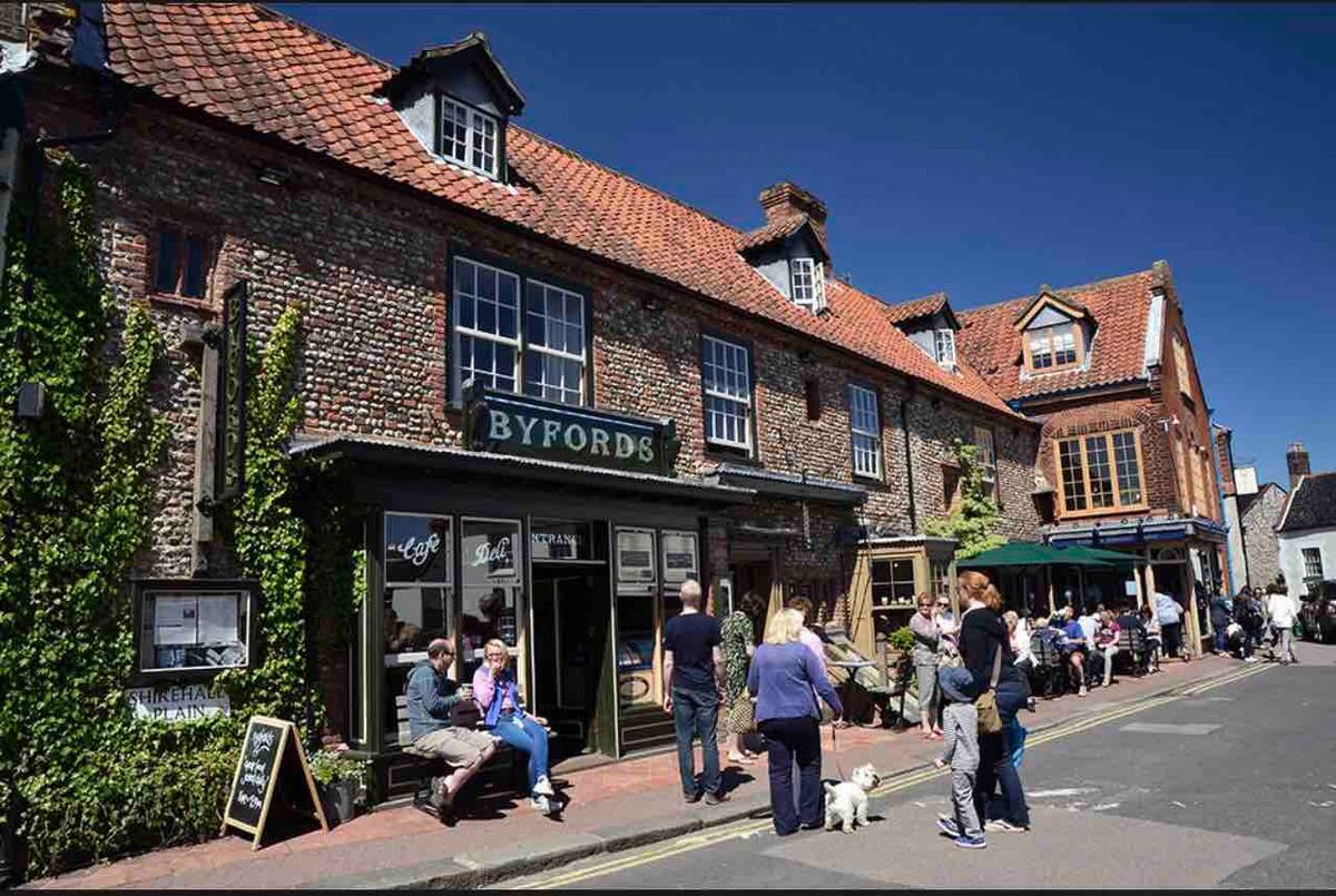 Holt Byfords Restaurant & Shop